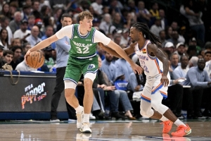 巴爷：火日侠狼都在试着不用纯控卫 但他们的战绩都不太好