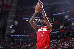 🔥Heave！伊森首节logo超远压哨三分一发入魂！