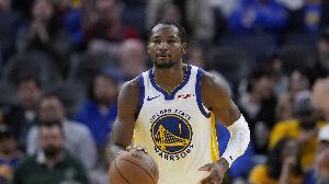 科尔：库明加很积极&很有侵略性 我喜欢大家的努力但失误要控制好