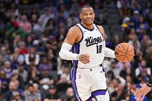 外线神准！威少17中9&5记三分拿下全队最高24分外加6板9助 7失误