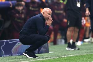 英超近6轮5负💥利物浦终结4连败后再输曼城，下轮主场战森林