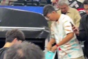 苏群：开拓者给杨瀚森窗口期大概是两周，罗威回来后他可能去发展联盟锻炼