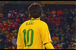 比红牌更悲伤的是人性！世界杯名场面：卡卡笑着笑着就哭了~