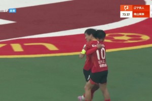 【集锦】中甲-辽宁铁人5-0佛山南狮 安以恩戴帽，邦本宜裕传射